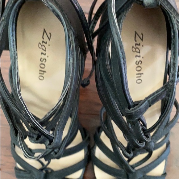 Zigi Soho 'Chorus' Strappy Sandals - Picture 12 of 13